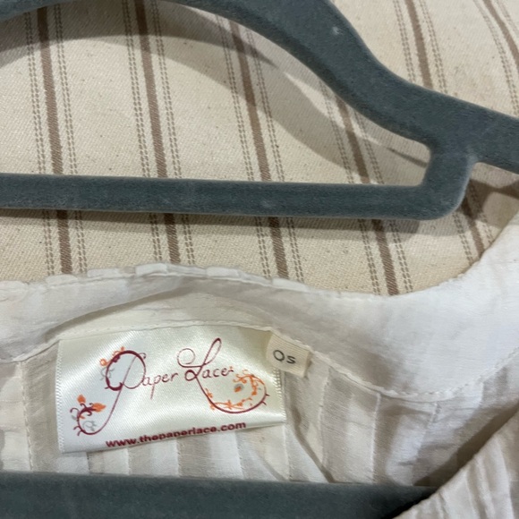 Chic White Blouse for Women - Picture 2 of 2